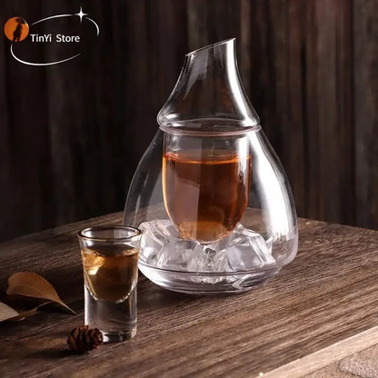 Teardrop glass wine pot for dining room and bar