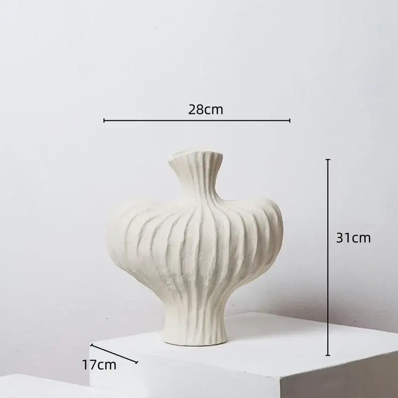 Terracotta heart fringe heterophore vase living room ceramic decor