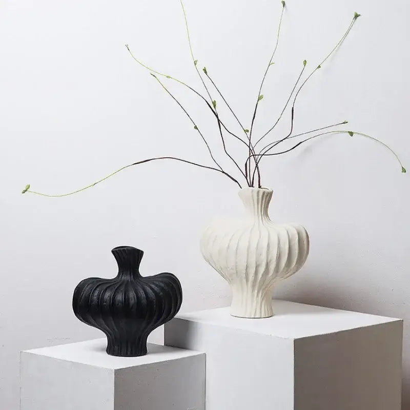 Terracotta heart fringe heterophore vase living room ceramic decor