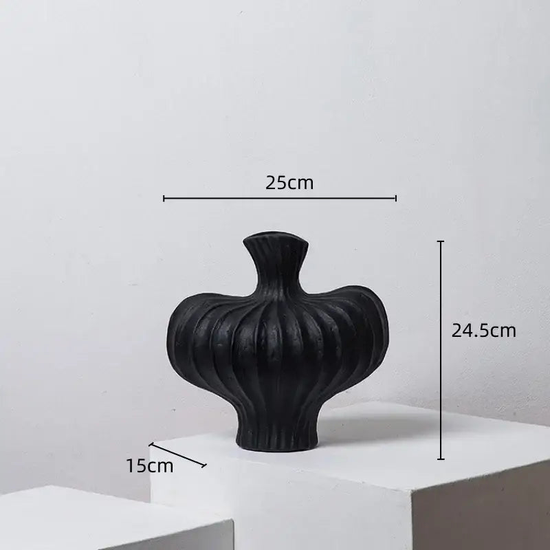 Terracotta heart fringe heterophore vase living room ceramic decor