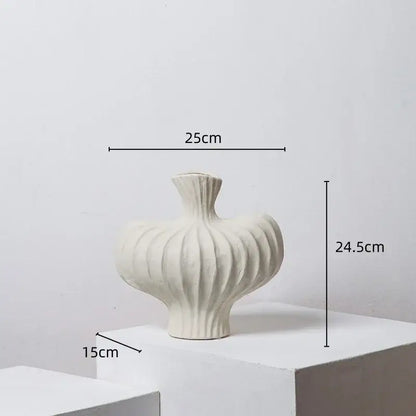 Terracotta heart fringe heterophore vase living room ceramic decor