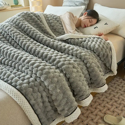 Textured cream coral fleece warm blanket bedroom quilt with black trim
