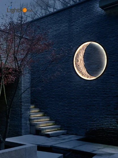 Textured moon crescent wall lamp – garden terrace warm lighting