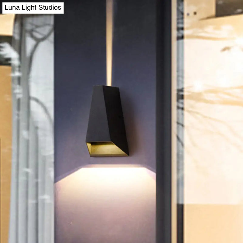 DecorBites™ Triangle Aluminum LED Wall Sconce in Black - Simple Style, Flush Mount, Warm/White Light