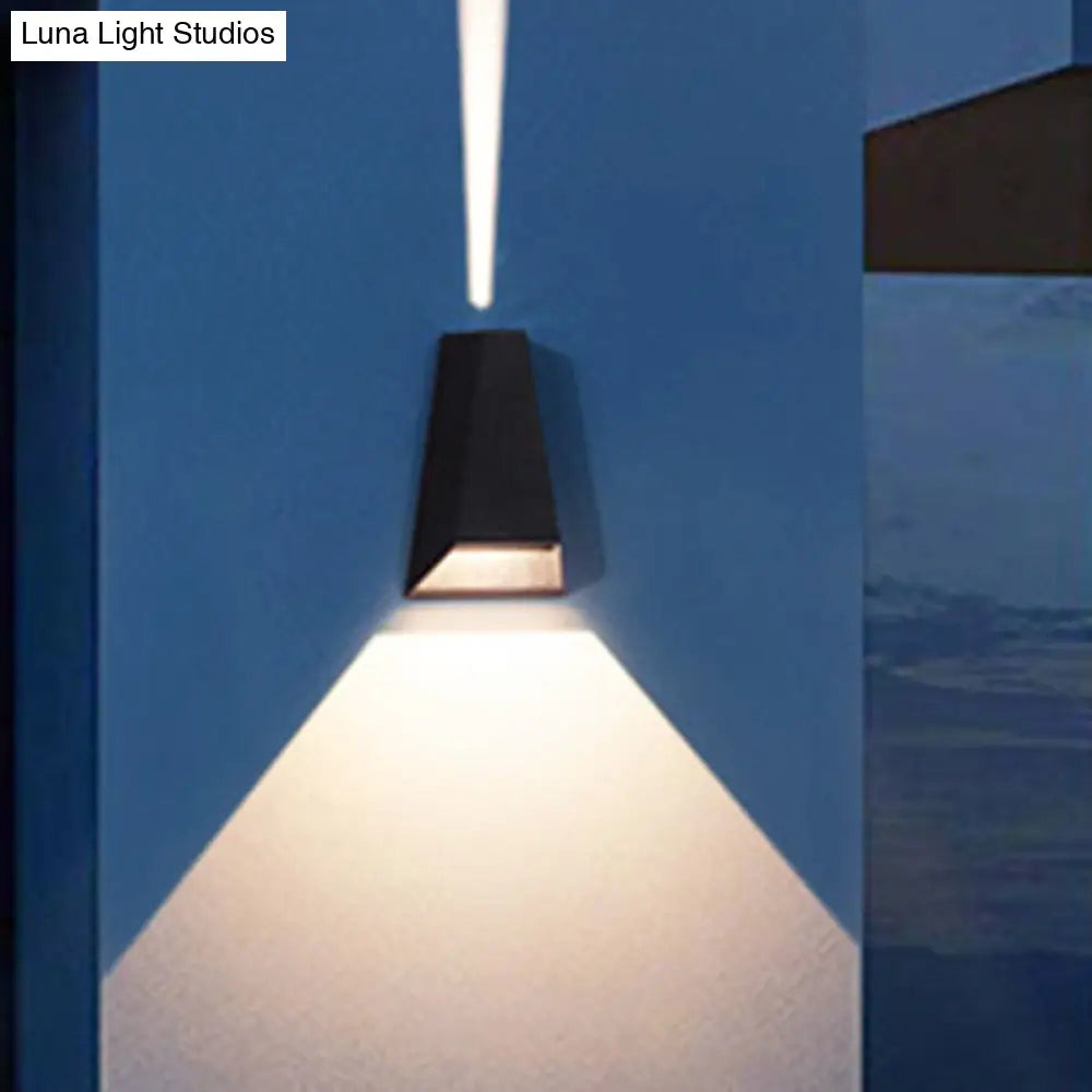 DecorBites™ Triangle Aluminum LED Wall Sconce in Black - Simple Style, Flush Mount, Warm/White Light