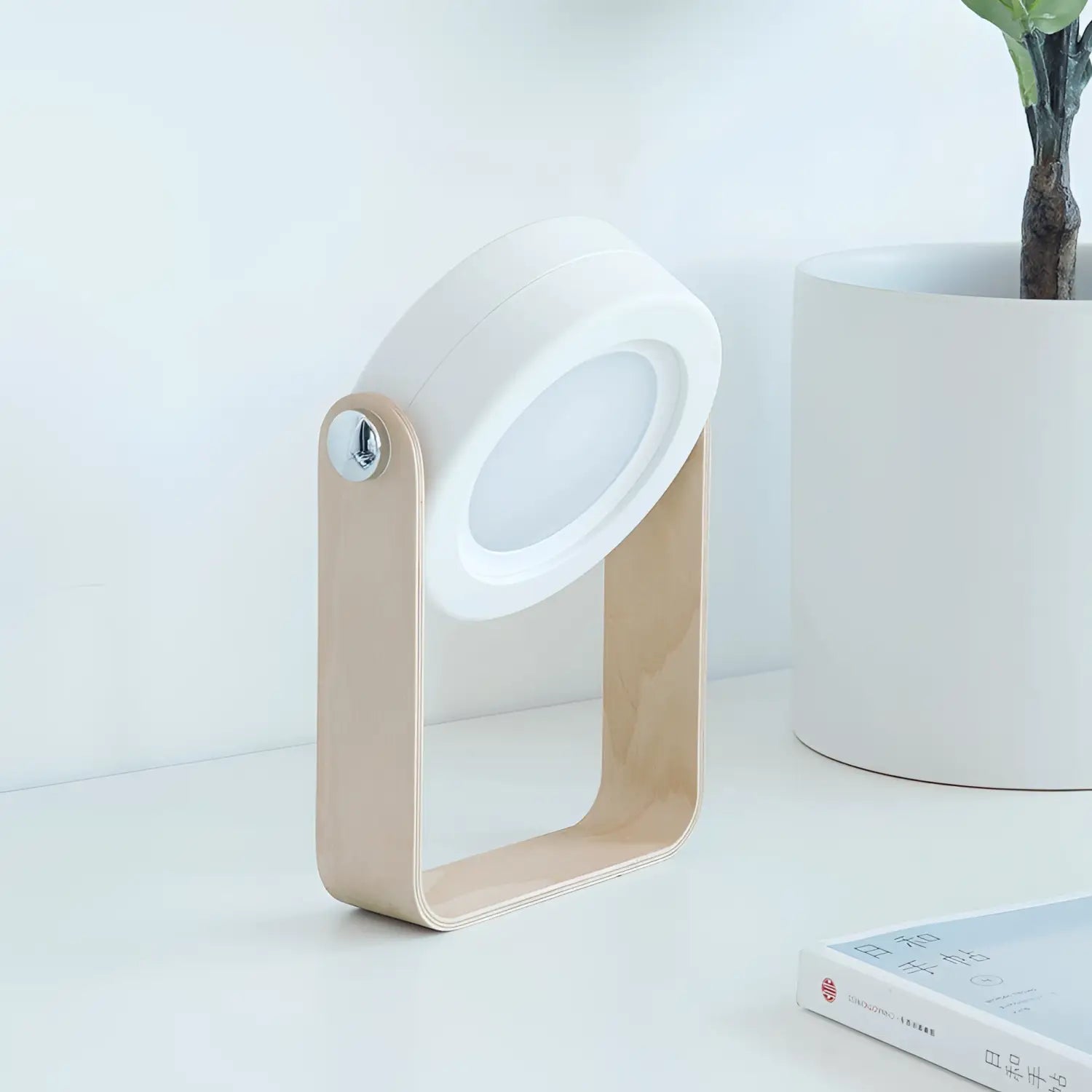 USB Rechargeable & Portable Lamp with Foldable LED Light Feature
