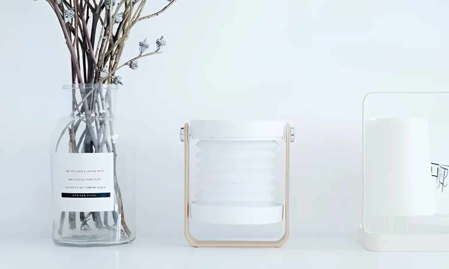 USB Rechargeable & Portable Lamp with Foldable LED Light Feature