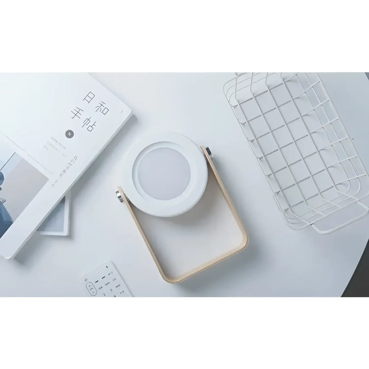 USB Rechargeable & Portable Lamp with Foldable LED Light Feature