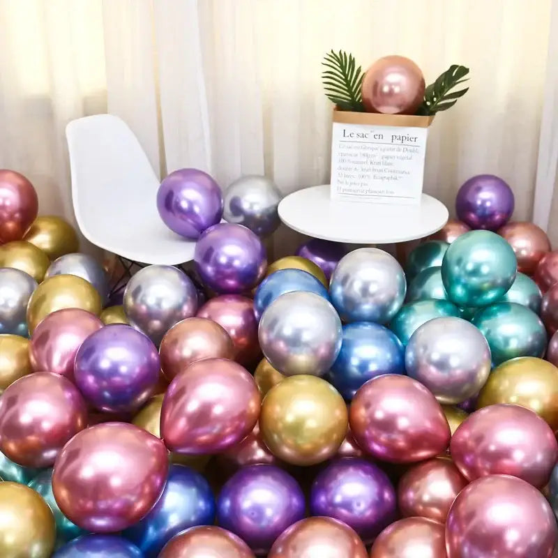 Vibrant metallic latex confetti balloon set for party decor