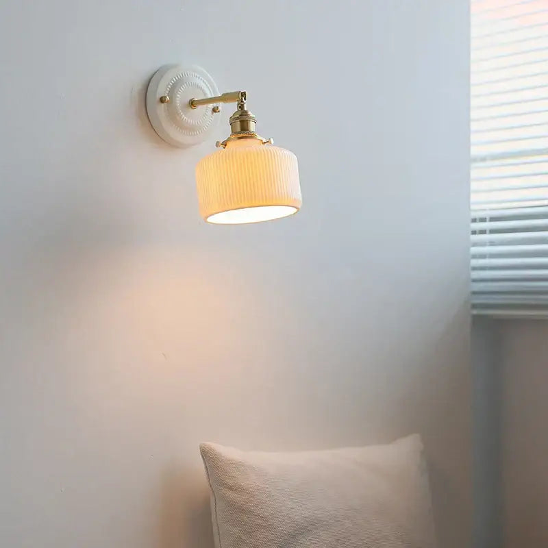 Vintage cream ribbed glass ceramic led wall lamp bedroom light