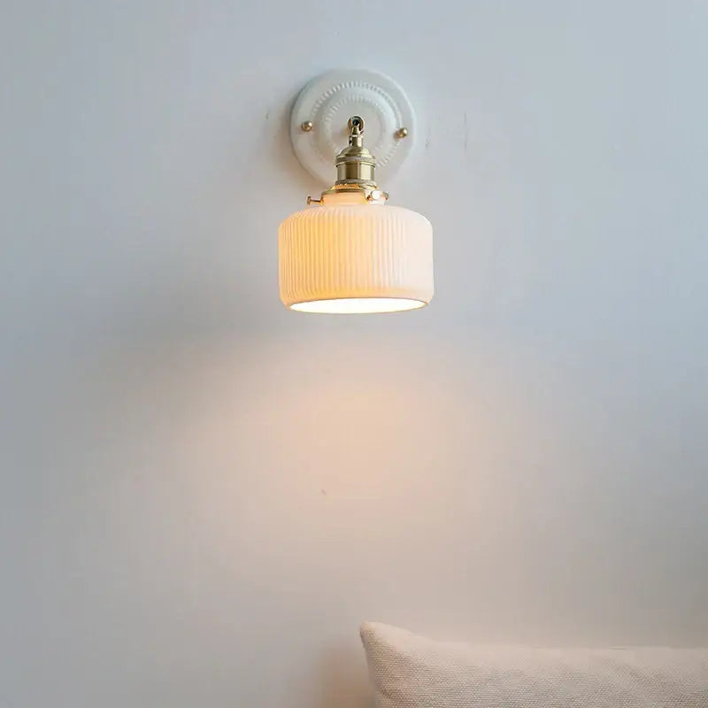 Vintage cream ribbed glass ceramic led wall lamp bedroom light