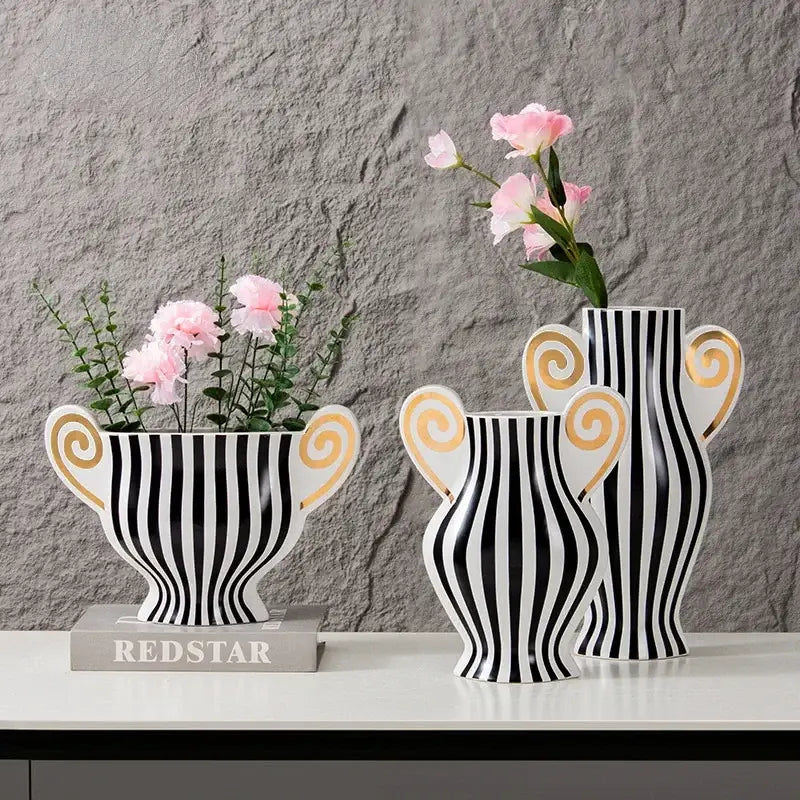 Vintage geometric fringe black & white ceramic vase living room decor