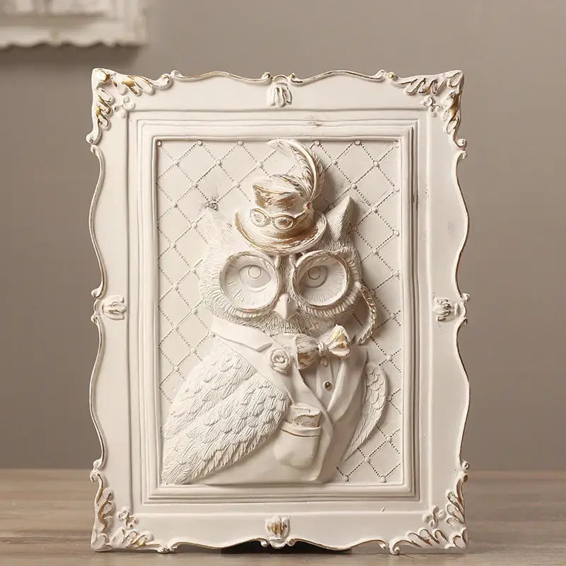 Whimsical white and gold cat portrait wall decoration frame bedroom
