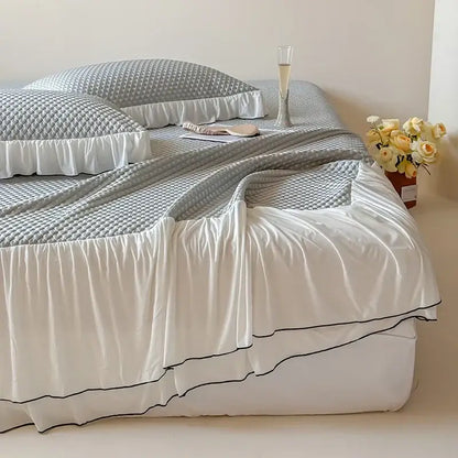 White and black ruffled bedding set bedroom cool feeling