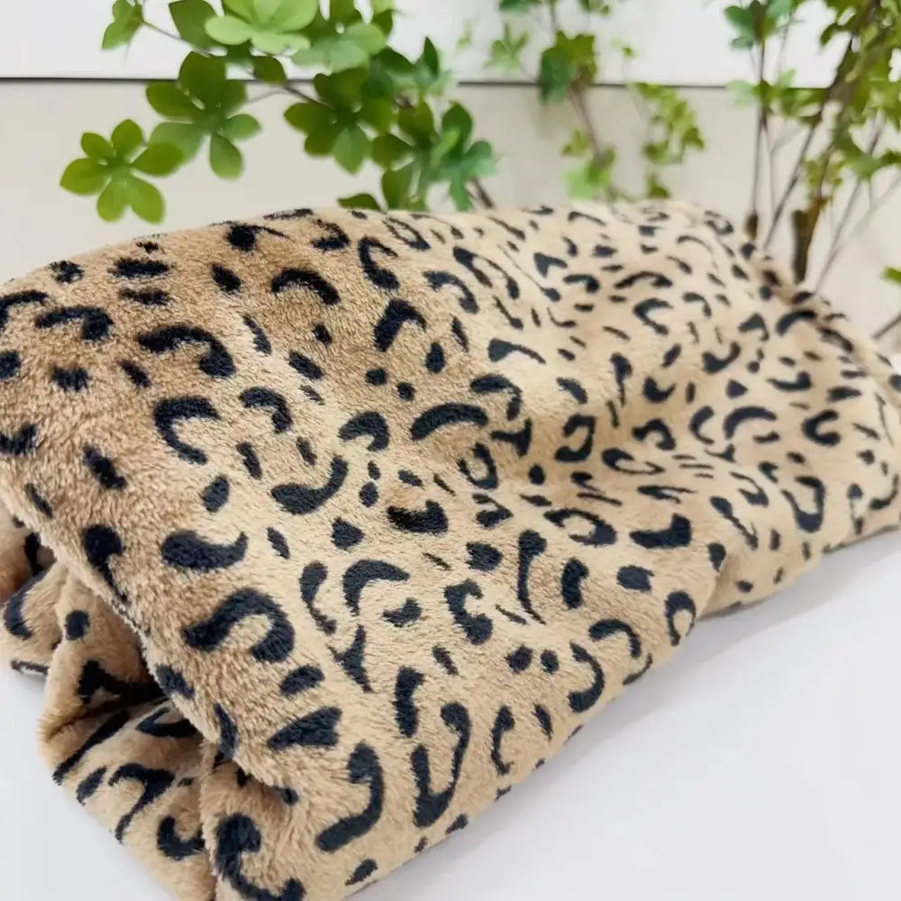 White and orange leopard print warm blanket bedroom fleece throw