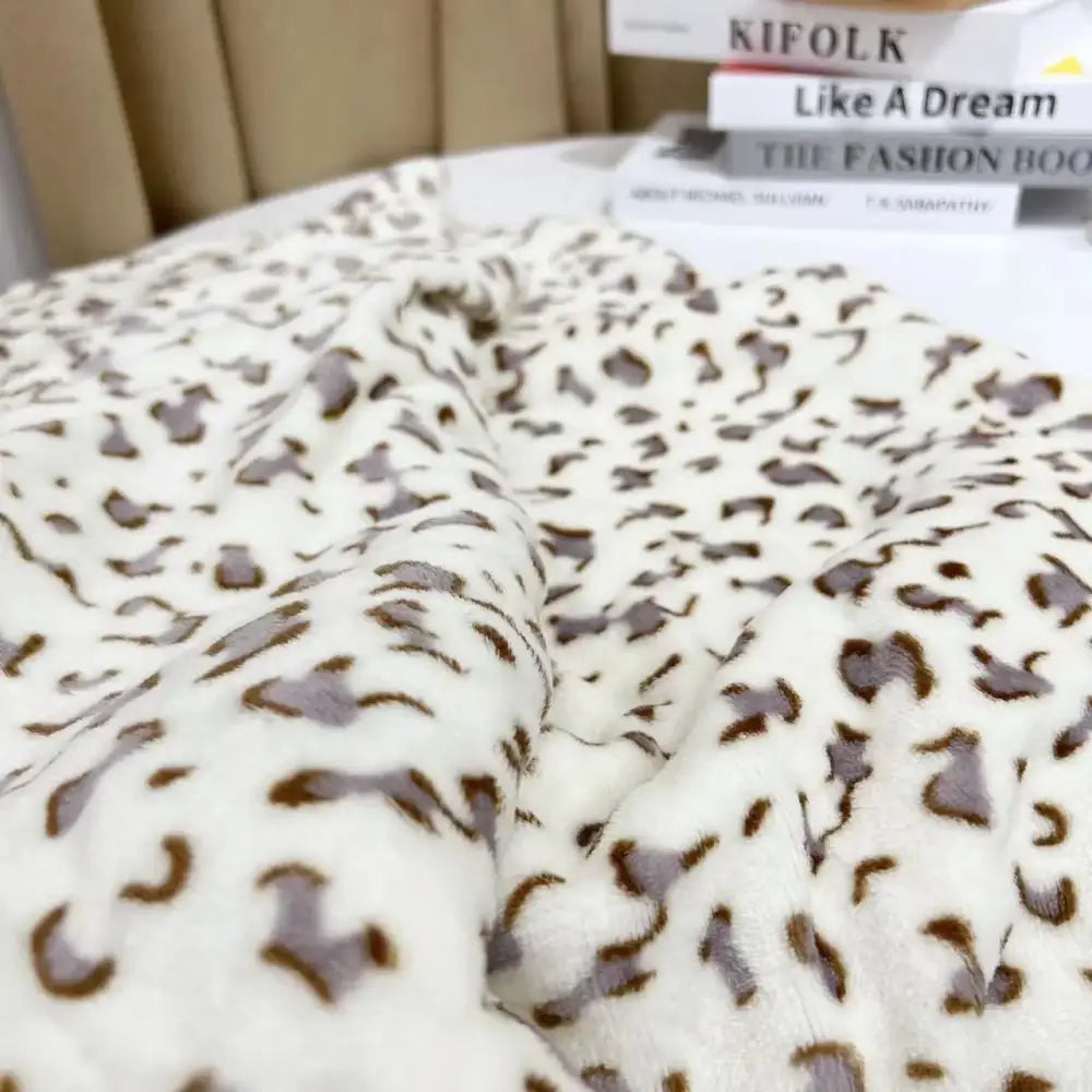 White and orange leopard print warm blanket bedroom fleece throw