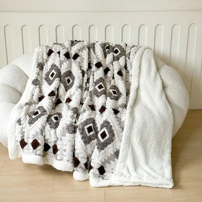 White and pink geometric jacquard taff velvet blanket bedroom throw