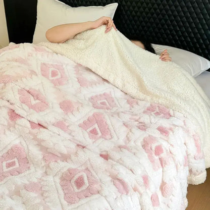 White and pink geometric jacquard taff velvet blanket bedroom throw
