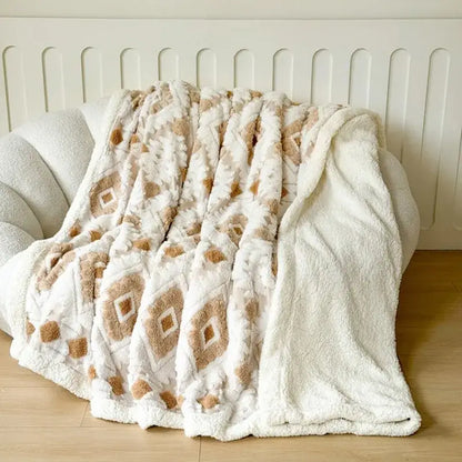 White and pink geometric jacquard taff velvet blanket bedroom throw