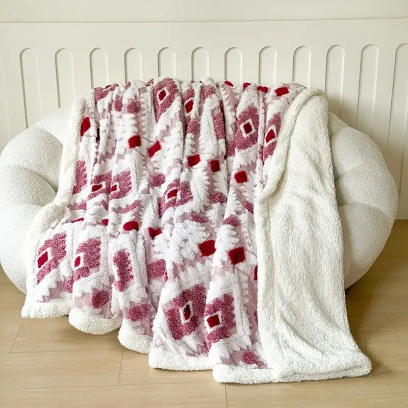 White and pink geometric jacquard taff velvet blanket bedroom throw