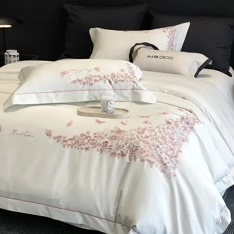 White floral egyptian cotton bedding sets bedroom linens with red piping