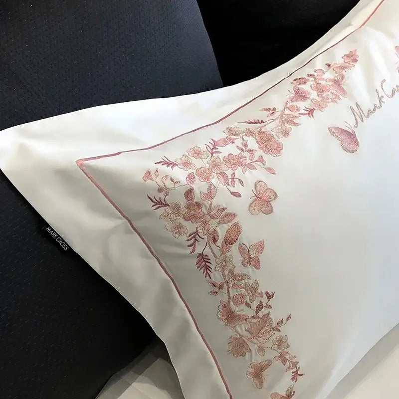 White floral egyptian cotton bedding sets bedroom linens with red piping