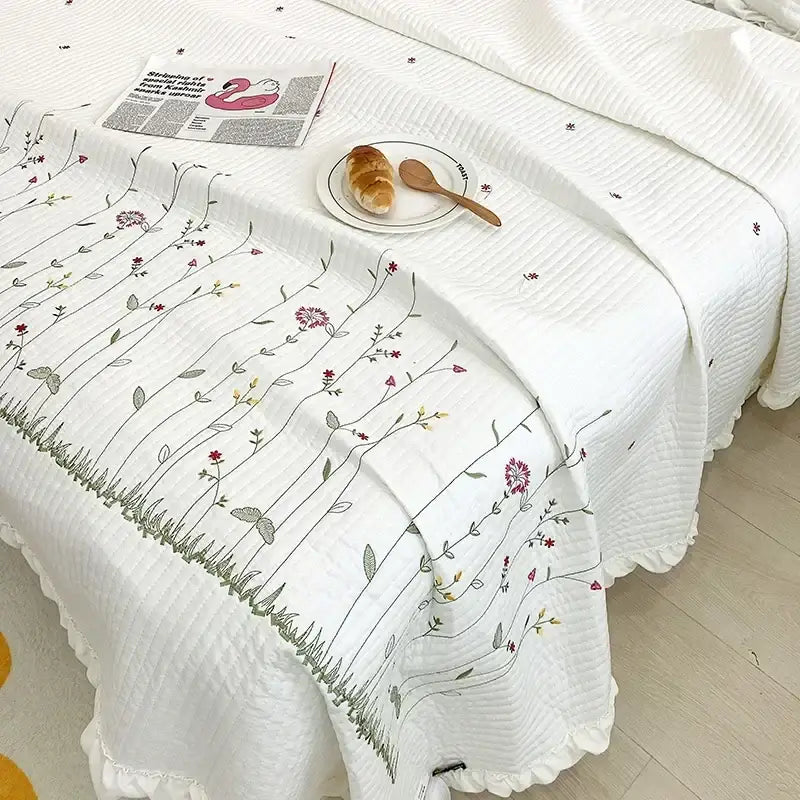 White fresh flower embroidered quilt set bedroom ruffled cotton bedding