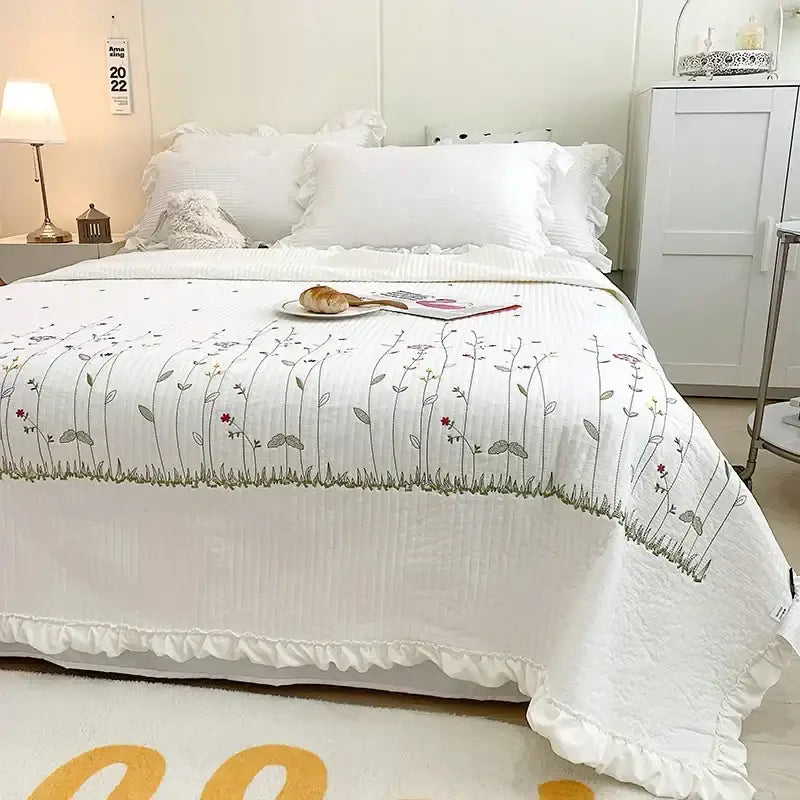 White fresh flower embroidered quilt set bedroom ruffled cotton bedding