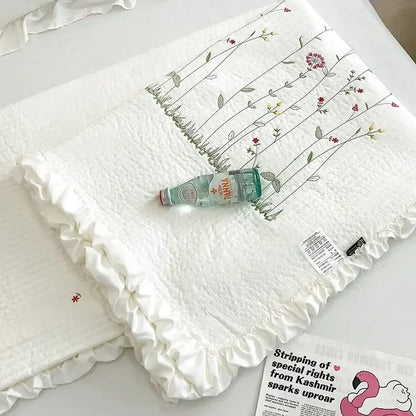 White fresh flower embroidered quilt set bedroom ruffled cotton bedding