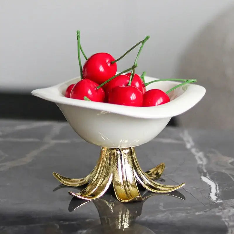 White & gold ceramic fruit plate tray bowl dining room centerpiece