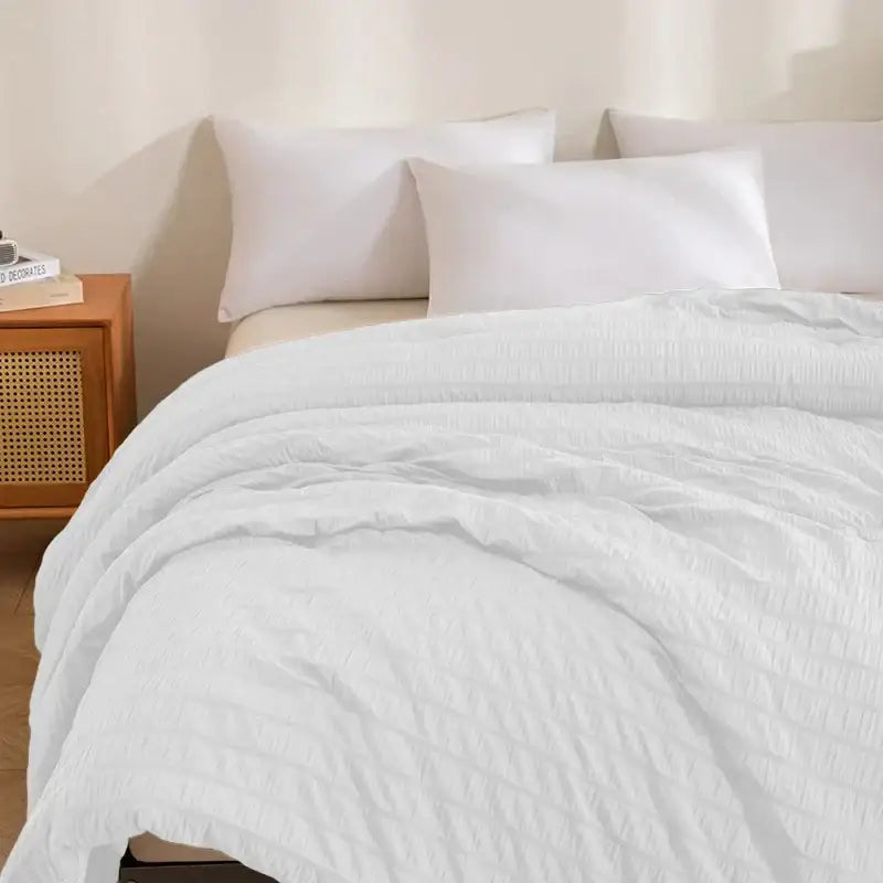 White king size seersucker quilt bedroom soft all season comforter
