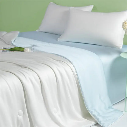 White & light blue cool feel summer quilt bedroom blanket