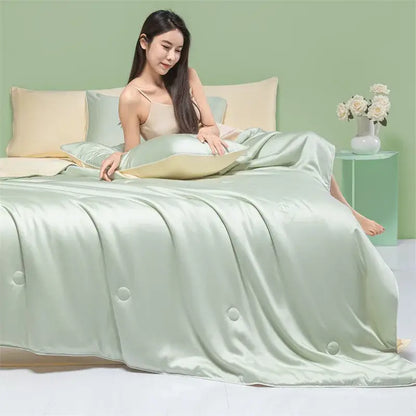White & light blue cool feel summer quilt bedroom blanket