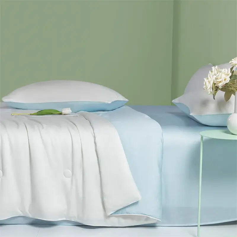 White & light blue cool feel summer quilt bedroom blanket
