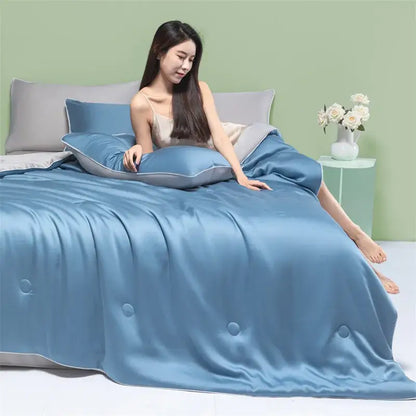 White & light blue cool feel summer quilt bedroom blanket