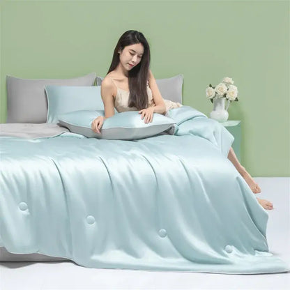 White & light blue cool feel summer quilt bedroom blanket