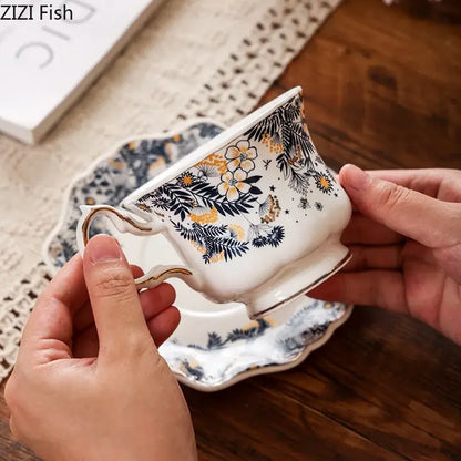 White porcelain classic blue & gold tea cup set dining room scalloped