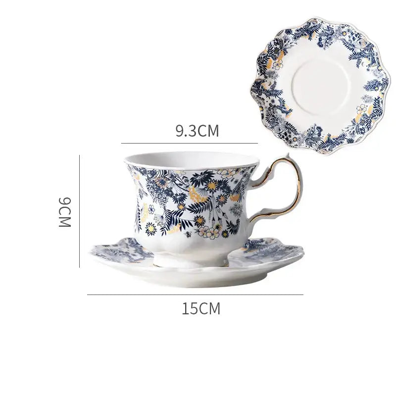 White porcelain classic blue & gold tea cup set dining room scalloped
