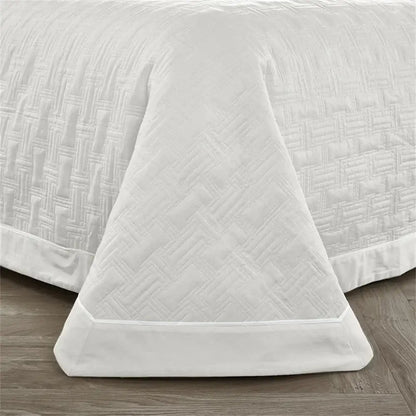 White quilted cotton coverlet bedspread set bedroom decor