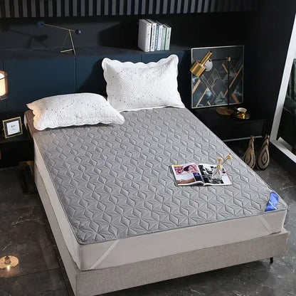 White quilted star pattern waterproof bed protector pad bedroom