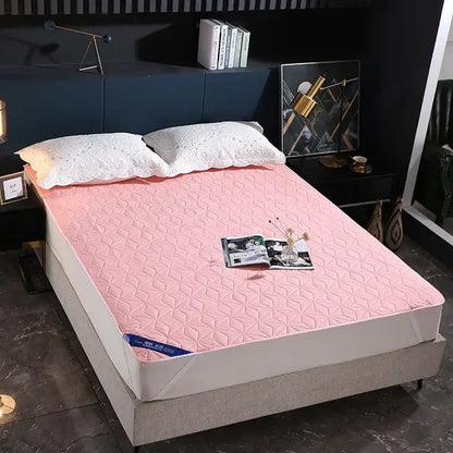 White quilted star pattern waterproof bed protector pad bedroom