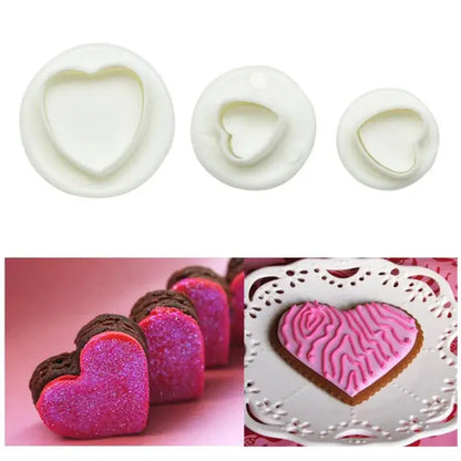 White & red heart star cake decorating cookie cutter set kitchen tool