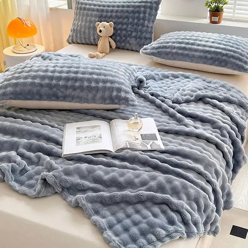 White ribbed bubble velvet blanket bedroom plush knitted throw