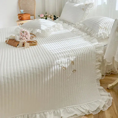White ruffled quilted bedspread coverlet bedroom lace embroidery