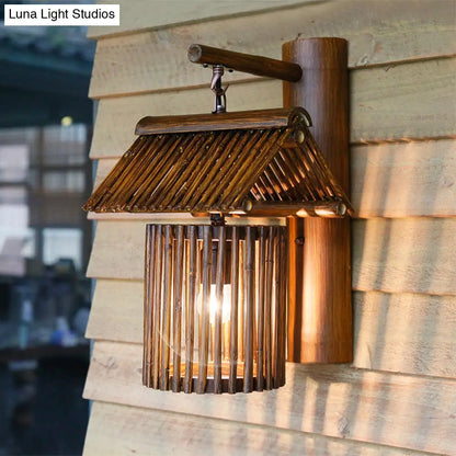 DecorBites™ Wooden House Shaped Wall Light Sconce - Lodge Style Bamboo Lamp for Balcony